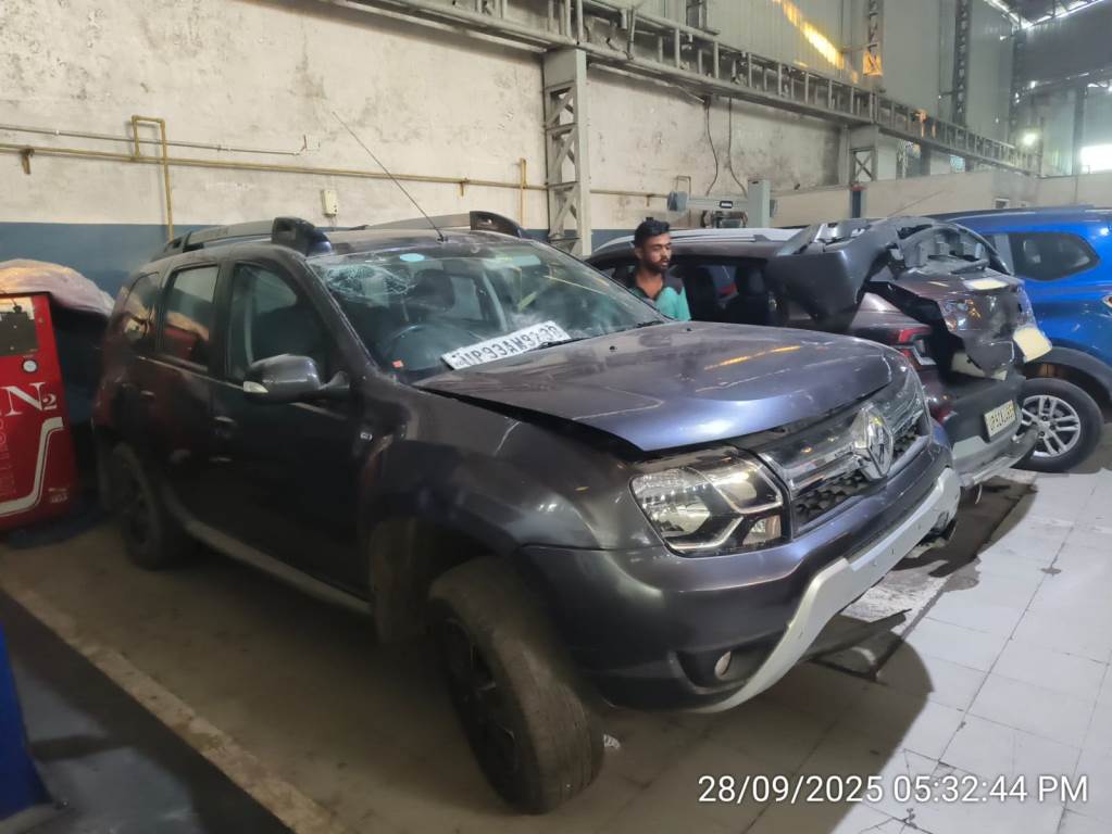 RENAULT  DUSTER