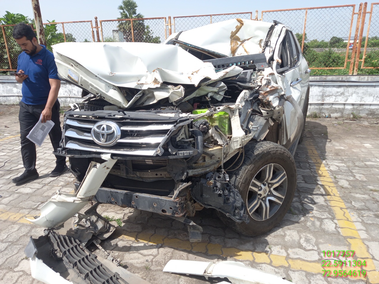  TOYOTA  FORTUNER 2.8 2WD MT