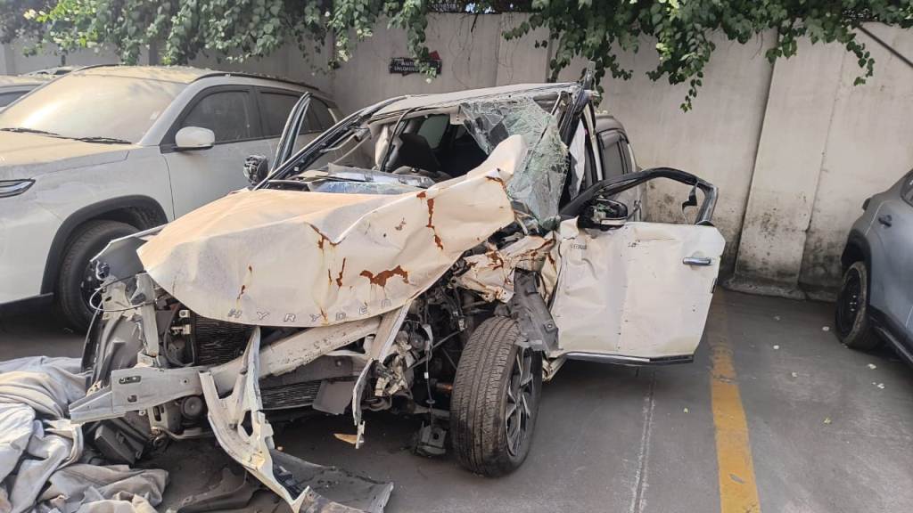 TOYOTA URBAN CRUISER HYRIDER V HYBRID