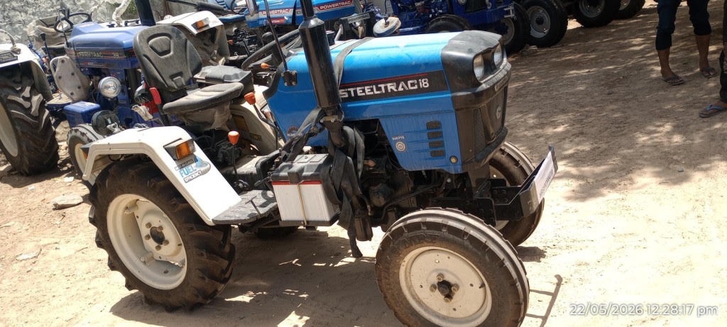 Escort Steel Trac 18