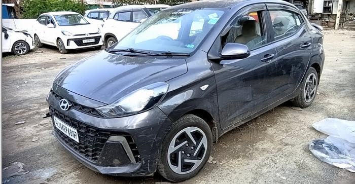 HYUNDAI AURA 1.2MT