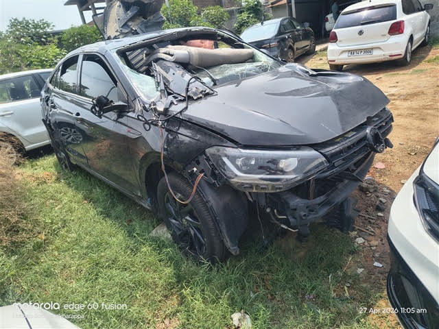 VOLKSWAGEN VIRTUS GT PLUS 1.5 TSI MT