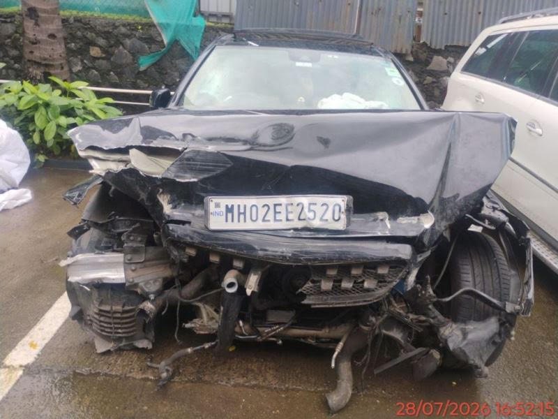 MERCEDES BENZ E200 BLUE EFFICIENCY WITH A/T
