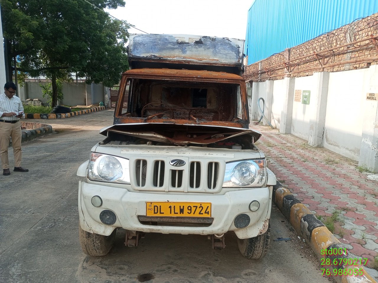 M & M BOLERO MAXI TRUCK PLUS CNG