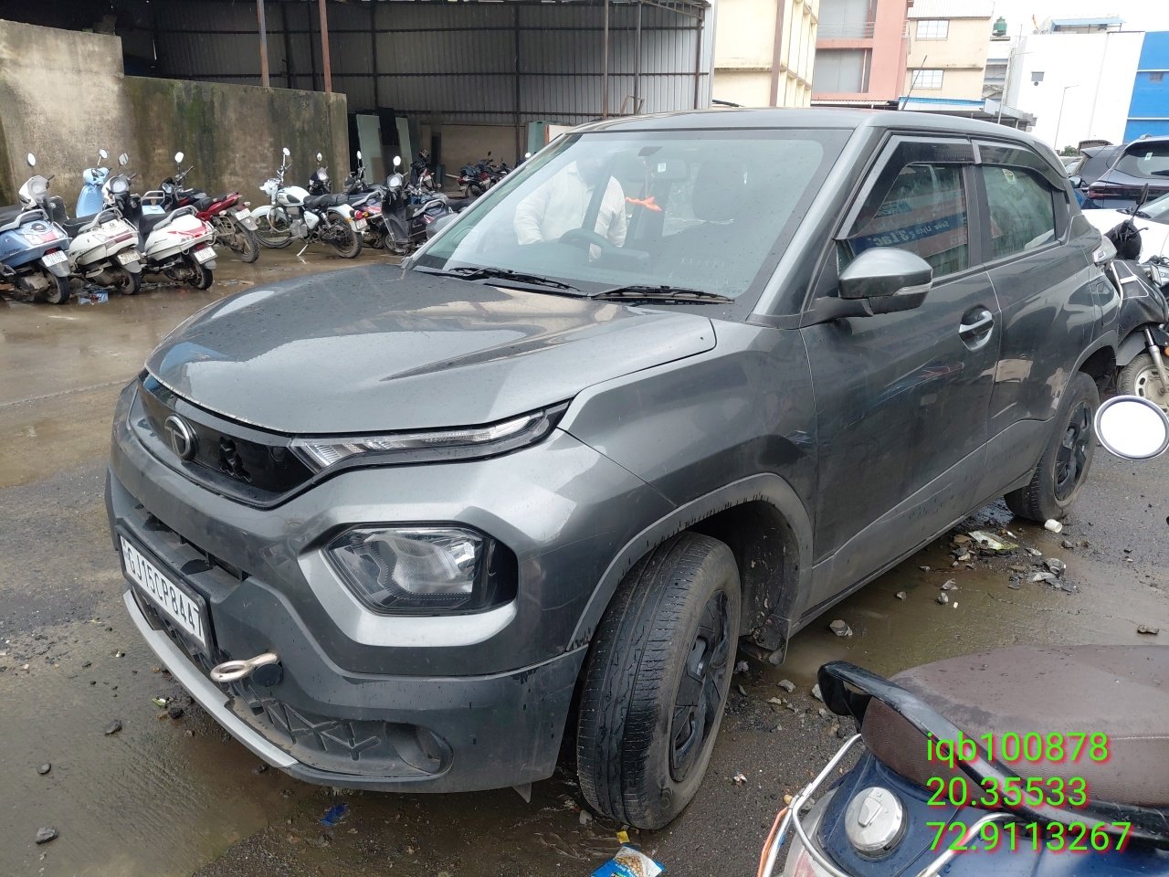 TATA MOTORS PUNCH ADVENTURE CNG