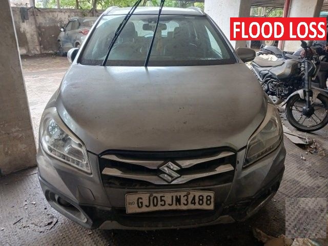 Maruti Suzuki S-Cross 1.3 ALPHA
