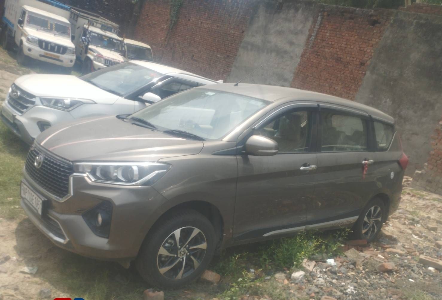 BANK RECOVERED - Toyota Rumion G MT