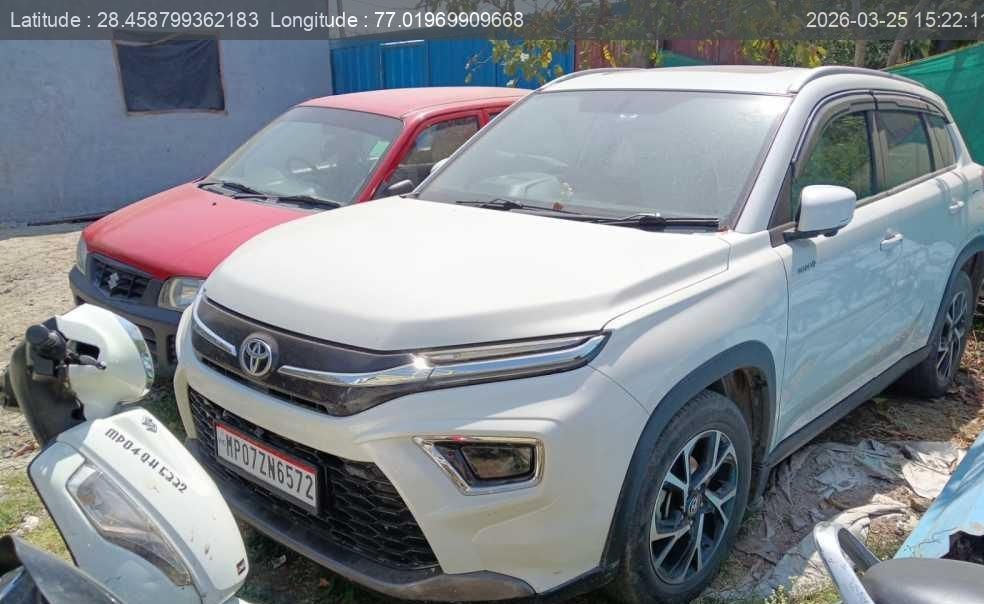 BANK RECOVERED - Toyota Hyryder V E-DRIVE 2WD HY