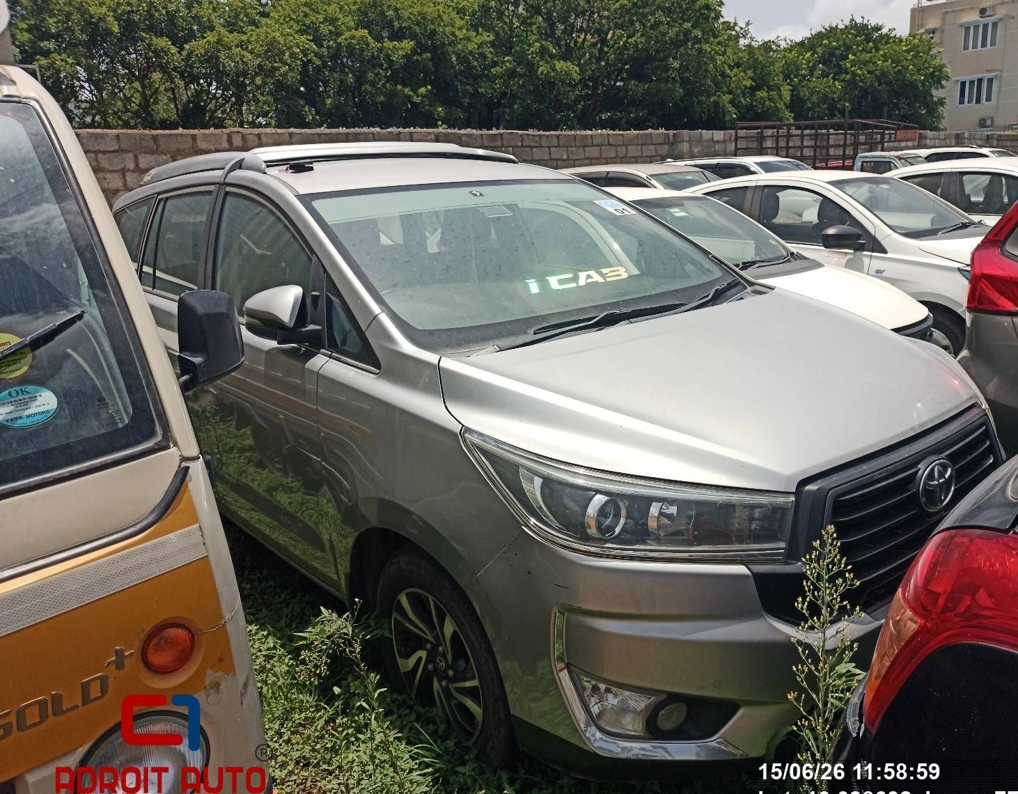 BANK RECOVERED - Toyota Innova Crysta 2.4 VX 8 S